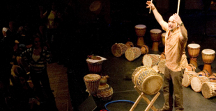 Percussions en atelier d'entreprise