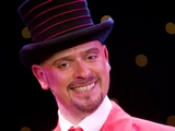 Présentateur et Magicien