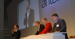 Présentateur bilingue anglais