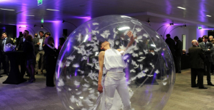 Danse dans une bulle
