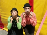 Duo de clowns acrobates
