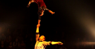 Duo de portés acrobatiques