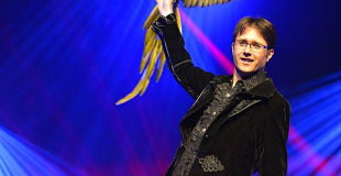 Magicien avec perroquet pour une soirée de symposium (37)