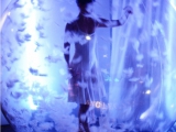 Danseuse dans une bulle pour une remise de prix (69)