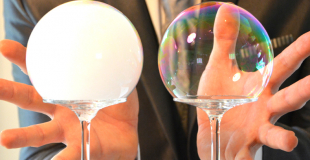 magicien de bulles de savon